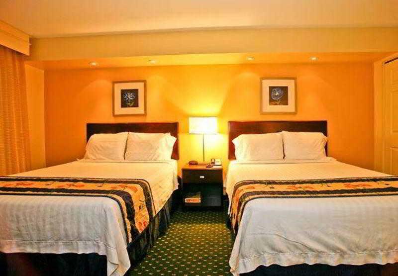 Best Western Hesperia-Victorville Suites Bilik gambar